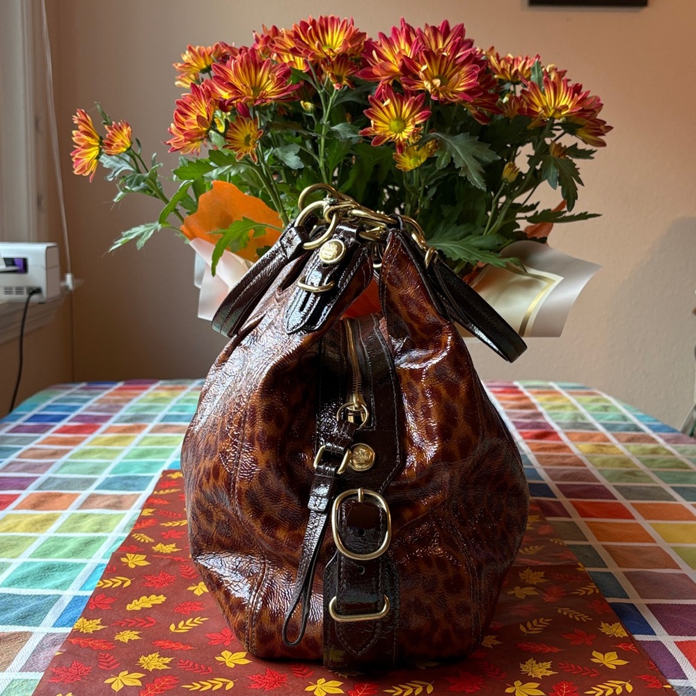 🐆 COACH VINTAGE  PATIENT LEATHER BAG WITH NWT BAG  CHARM 🐆 - Picture 8 of 14